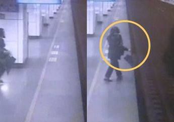 Melamun Saat Berjalan, Wanita Jatuh Terjerembab di Rel Kereta Api