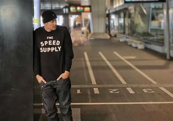 Jalan-Jalan Ke Tokyo, Tora Sudiro Ketemu Aktor Ganteng Asal Indonesia Ini, Mukanya Sumringah Banget!