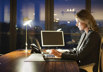 Alasan Utama Wanita yang Bekerja di Malam Hari Terancam Penyakit Kanker, Ini Fakta Kesehatannya&hellip;