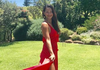 Hot Mom Abis! Habiskan Waktu Liburan di Kebun Binatang Bersama Anak-anaknya, Begini Cantiknya Penampilan Indah Kalalo