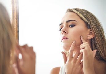 Bukan Cuma Masalah Kulit, Jerawat Juga Bisa Jadi Penyebab Depresi loh