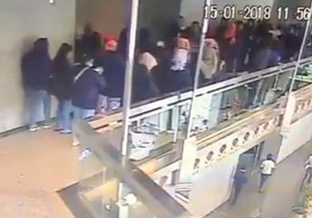 Mengerikan, Beredar Video Detik-detik Ambruknya Mezanin BEI, Gini Kesaksian Korban!