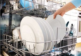 Hati-hati, Bakteri Mematikan Ini Siap Menghantui Rak Piring Kamu