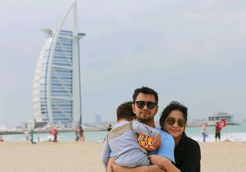 Nagita Slavina Kenakan Kacamata Saat Berlibur ke Dubai, Ternyata Total Harganya Bisa Buat Beli Kendaraan!