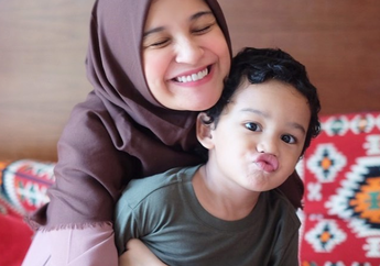 Shireen Sungkar Posting Foto Trio Bumil, Zeezee Shahab Komentar Begini