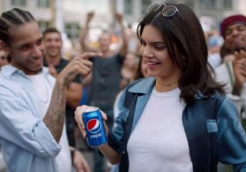 Jika Tidak Meminta Maaf, Karir Kendall Jenner Diprediksi Bisa Hancur Setelah Kontroversi Iklan Pepsi