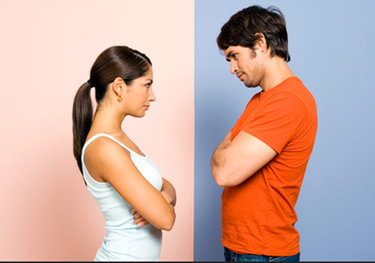 Sahabat Jadi Pacar? Ini 7 Tanda Kalau Sahabat Kamu Memendam Rasa Cinta ke Kamu!