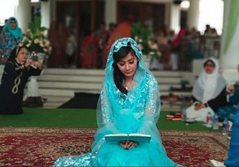 Ardina Rasti Tahan Haru saat Minta Doa Restu Menikah Pada Orangtua