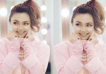 Rina Nose Tampil Nyentrik dengan Tabrak Motif yang Stylish Abis! Penasaran?