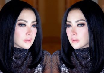 Bersandar Manja di Tiang, Begini Gaya Busana Modis ala Syahrini, Kece Badai! 