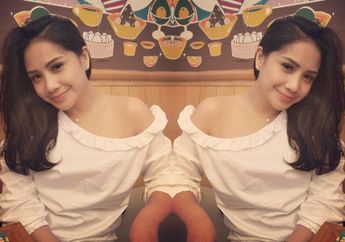 Ternyata Segini Harga Lipstik Pink Gonjreng Nagita Slavina Saat Ditantang Raffi Ahmad Buat Dandan di Dalam Mobil Lamborgini, Penasaran?