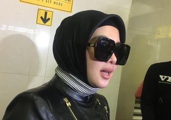 Untuk Apa Syahrini Bawa Barang-Barang Branded ke Hadapan Tuhan? Ini Jawabannya!