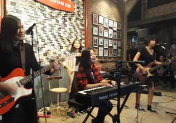 Kikan Eks Cokelat Gelar Konser Tribute to Dolores 'The Cranberries'