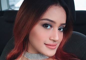 Tips Simpel Makeup Awet dan Bebas Minyak dari Beauty Vlogger Nadya Aqilla 