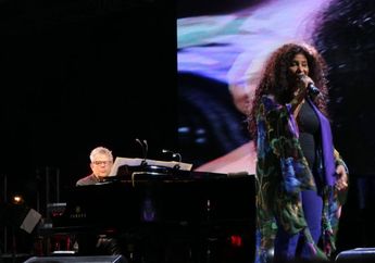 Keindahan Candi Prambanan Itu Menorehkan Kepedihan di Hati David Foster