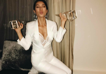 Jennifer Bachdim Menangkan 2 Kategori Influence Asia, Oww Dia Speechles!