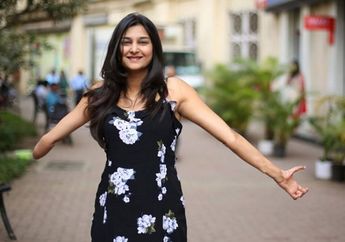 Tangan Kanannya Hilang Karena Tersengat Listrik di Usia 12 Tahun, Kini Ia Sudah Tumbuh Jadi Gadis Cantik Jelita, Sungguh Menginspirasi!