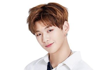 Bikin Ngakak! Penyanyi Ini Ungkap Alasannya Enggan Bertemu Kang Daniel Wanna One