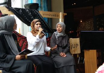 Sebagai Desainer, Ini Mimpi Besar Vivi Zubedi Terhadap Perkembangan Busana Modest Wear