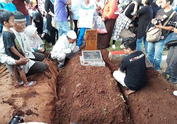 Anak Renita Sukardi, tegar menghantarkan Ibunda ke Peristirahatan Terakhir