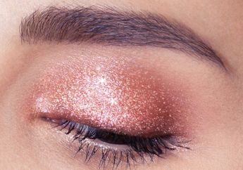 Hadir dengan Reflek Glitter, Make Up Forever Rilis Palet Eyeshadow Baru, Dijamin Bikin Pengen!