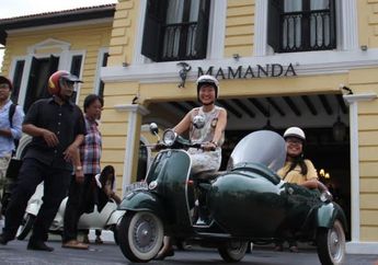 Traveling ke Singapura Tak Melulu ke Lokasi Modern, Lebih Seru Keliling Naik Vespa ke Kampung