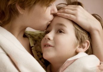 Saat Musim Pancaroba, Penyakit Tifus Mengintai Anak, Berikut Cara Menghadapinya 