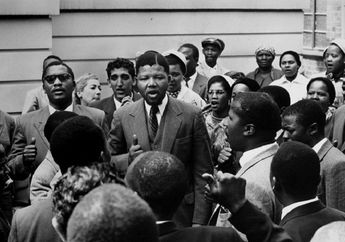 Peristiwa Bersejarah Hari Ini: Nelson Mandela, Sang Pahlawan Anti-Apartheid, Dibebaskan dari Penjara Tepat Pada 11 Februari