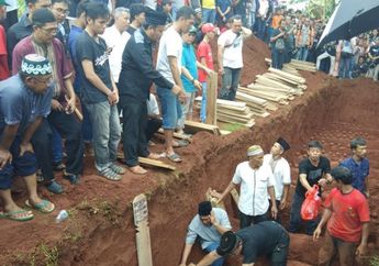 Kisah Sedih Sri Martiningsih yang Tewas dalam Kecelakaan di Tanjakan Emen, Kirim Pesan Terakhir via Whatsapp: "Saya Ingin Kumpul Bareng, Tapi Saya Mau Pergi"