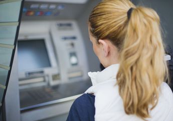 Hati-hati! Hacker Punya Cara Baru Menjebol Mesin ATM, Caranya Mengejutkan