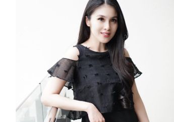 Rayakan Tahun Baru Imlek, Sandra Dewi Sudah Persiapkan Busana Cantik Berbahan Organdi