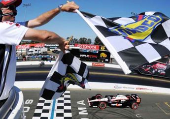 Penjelasan Mengapa Bendera dan Garis Finish Bermotif Papan Catur