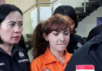 VIDEO: Roro Fitria Usai Dijenguk Oleh Keluarga di Rumah Tahanan Polda Metro Jaya