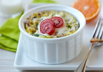 Menu Sarapan Simpel dan Kilat: Microwave Egg & Veggie Breakfast Cup