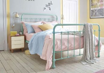  4 Inspirasi Desain Kamar Tidur Shabby Chic, Bergaya Interior Feminim