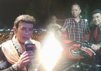 Gokil! Konser di Binuang Kalsel, Raja Dangdut Disawer Moge Harley Davidson