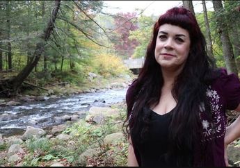 Kisah Seorang Wanita yang Mengaku Vampir dan Meminum Setengah Galon Darah Setiap Bulannya