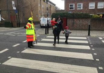 Asal-usul Zebra Cross, Dulu Warnanya Bukan Hitam Putih Loh!