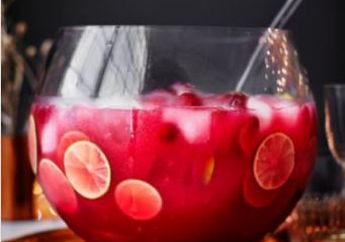 Bikin yang Seger-seger Yuk dengan Resep Cranberry Sea Breeze Punch Ini!