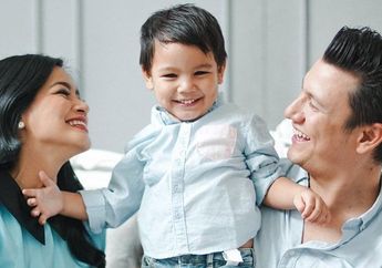 Titi Kamal Diprotes Suami Akibat Terlalu Sibuk Syuting