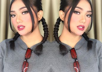 Deretan Gaya Makeup Bold dengan Warna Terang, yuk Contek, Bikin Penampilanmu Makin Memikat deh!