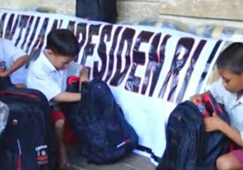 Minta Tas Sekolah ke Jokowi lewat Facebook, Para Murid SD Bengkayang Ini Dapat Perlengkapan Sekolah, Komplit Banget
