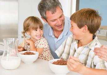 Apa sih yang Diberikan Para Ahli Gizi Untuk Sarapan Anak-anaknya?