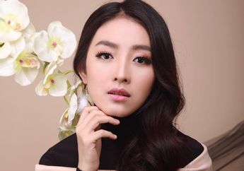 Didampingi Verrell Bramasta, Begini Penampilan Elegan Natasha Wilona Saat Hadiri Gala Premier Film Nini Thowok