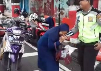 Punya Riwayat Penyakit Jiwa, Emak-emak yang Gigit Polisi Terancam Penjara