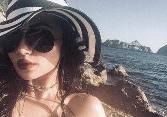 Duh..Ini Deretan Penampilan Seksi Ariel Tatum Saat Kenakan Sun Hat, Lihat yuk!