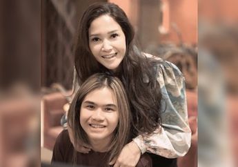 Maia Pamer Dul Lagi Main Piano, Kepala Botak yang Terekam Dalam Video Malah Bikin salah Fokus, Kenapa Sih?