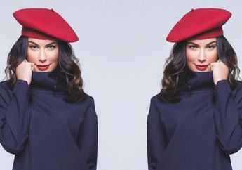 Meski Usianya Hampir Setengah Abad, Sophia Latjuba Makin Seksi Saat Kenakan One Shoulder Dress