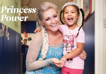 Inilah Kisah McGrane & McAndrew, 2 Mahasiswi yang Berdandan Ala Princess Disney untuk Menghibur Anak-anak Penderita Kanker
