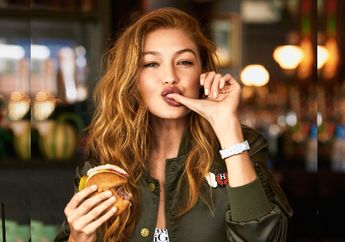 Di Perhelatan Milan Fashion Week 2018, Gigi Hadid Tampil Cute di Runway Bersama Anak Anjing, Penasaran?